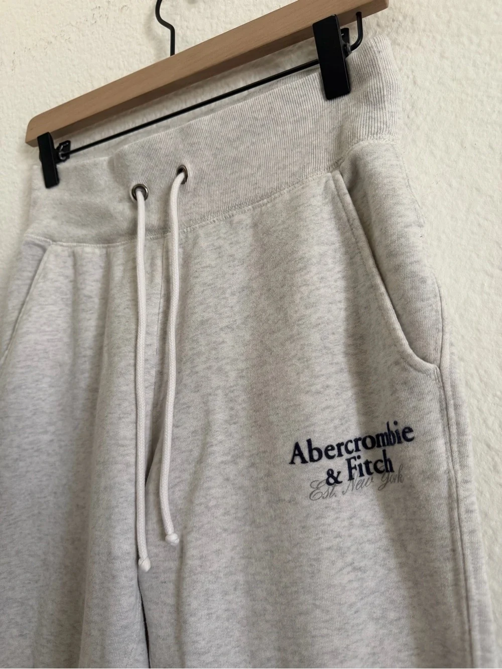Abercrombie & Fitch Light Gray Drawstring Joggers